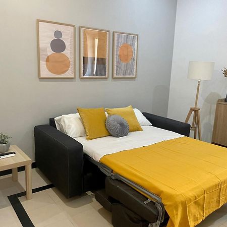 Mustard Apartment S Camillo - Holiday Homes Рим Екстериор снимка