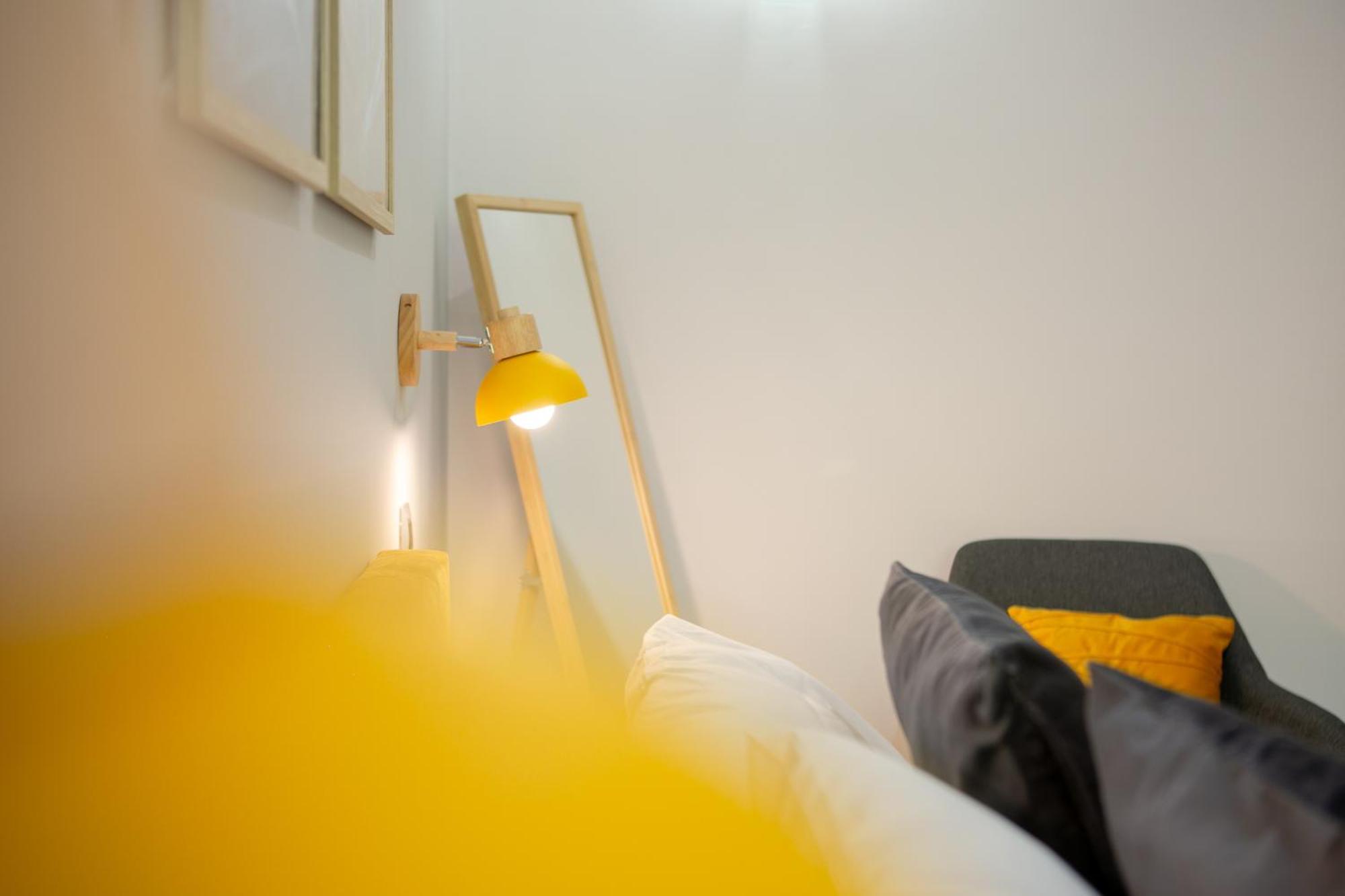 Mustard Apartment S Camillo - Holiday Homes Рим Екстериор снимка