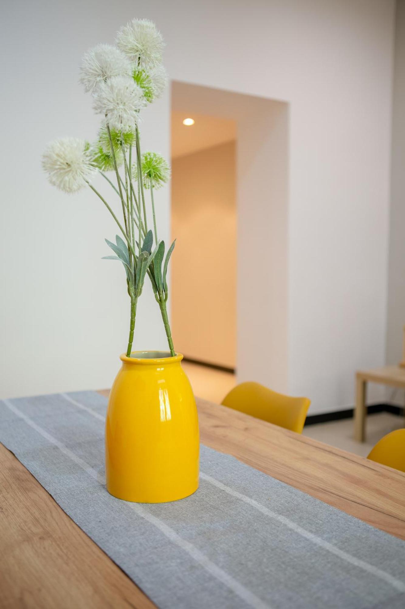Mustard Apartment S Camillo - Holiday Homes Рим Екстериор снимка