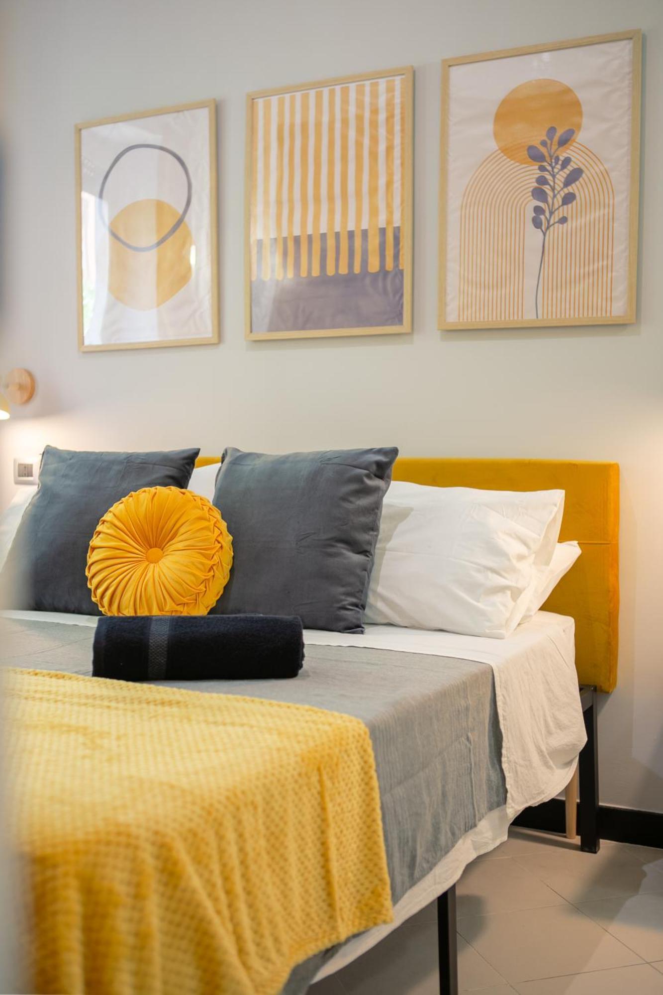 Mustard Apartment S Camillo - Holiday Homes Рим Екстериор снимка