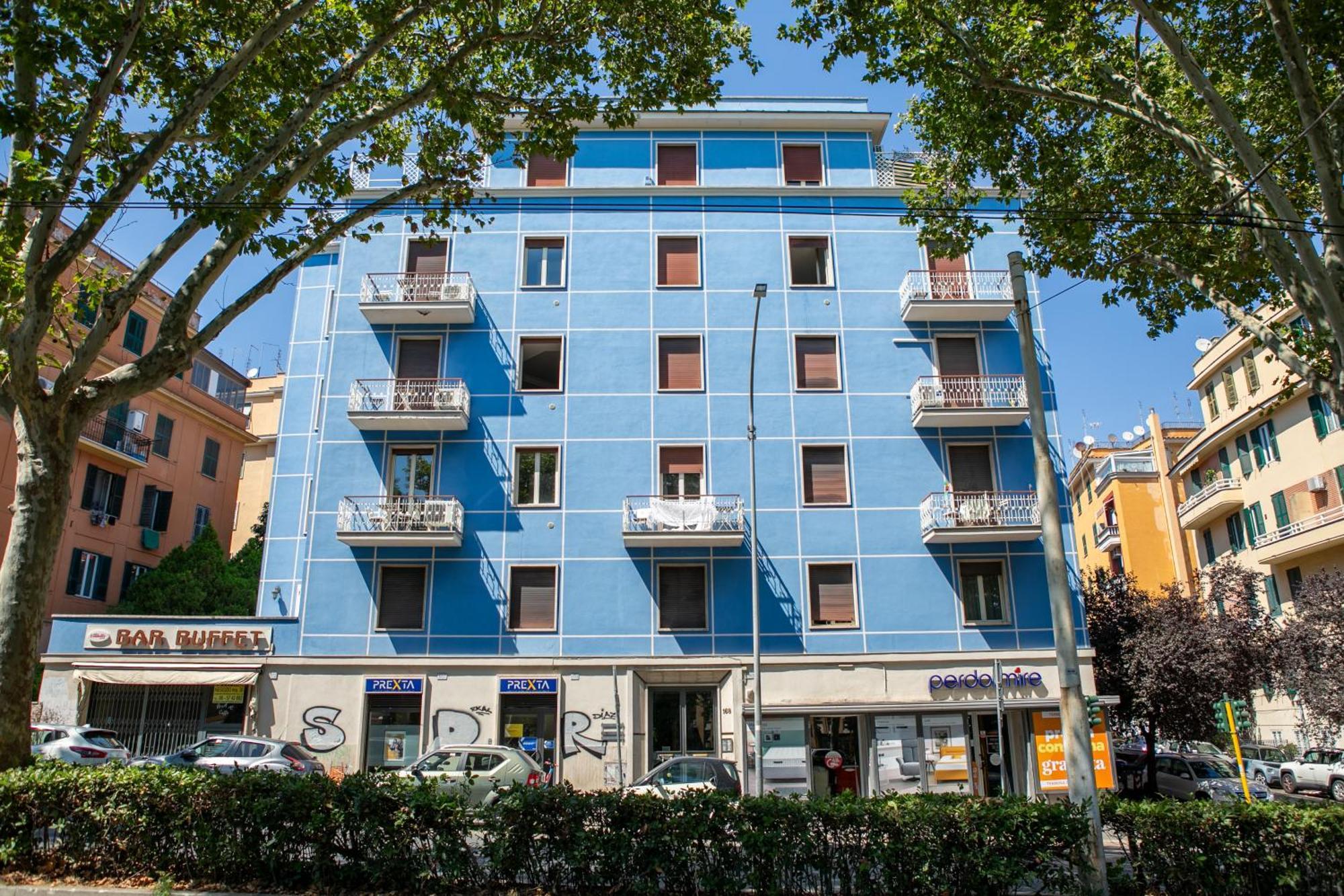 Mustard Apartment S Camillo - Holiday Homes Рим Екстериор снимка