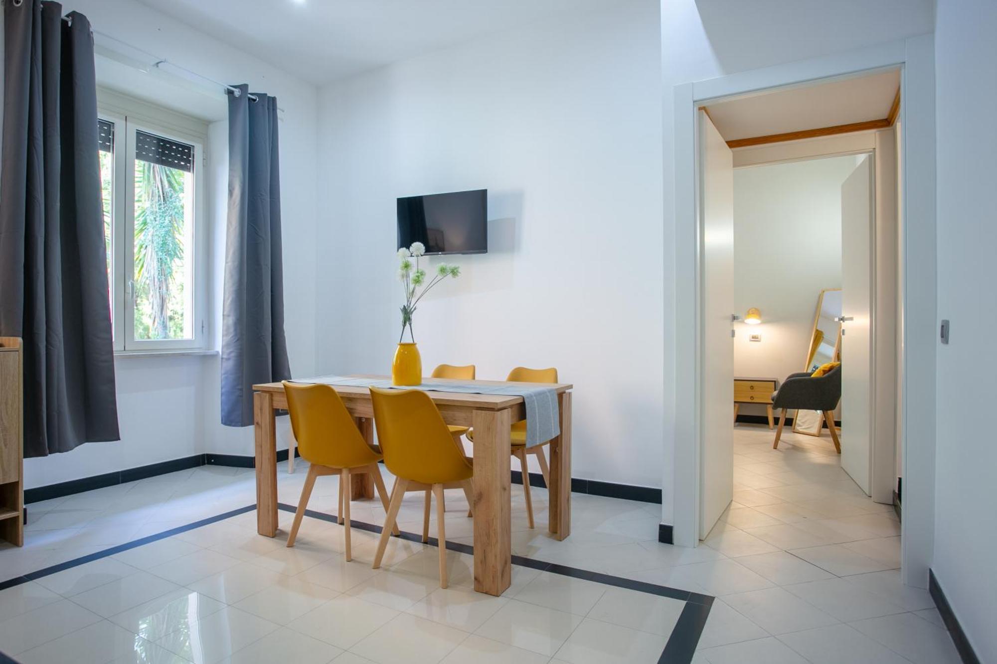 Mustard Apartment S Camillo - Holiday Homes Рим Екстериор снимка